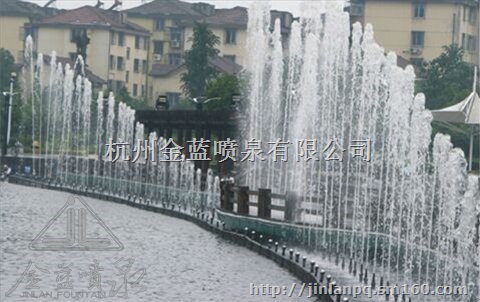 跑泉、彩虹----甘肃临夏大剧院音乐喷泉水景工程