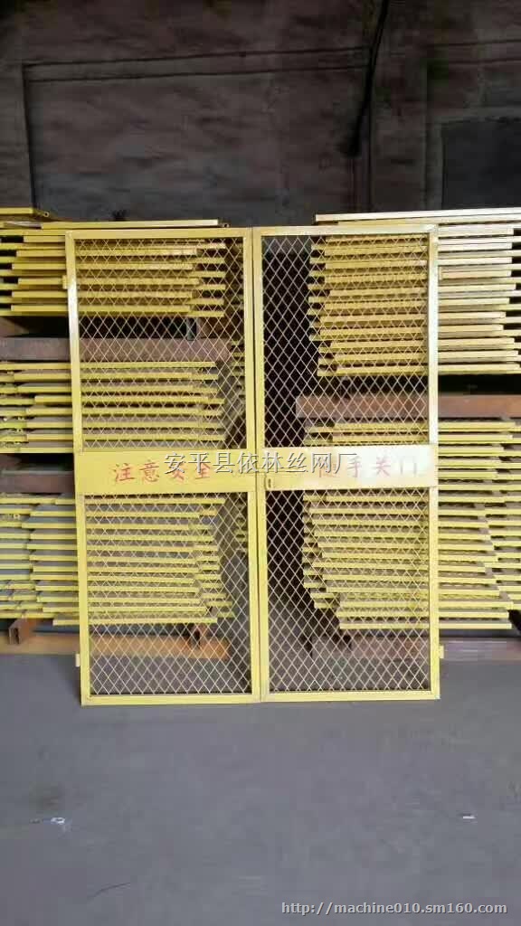 哈尔滨1.8米高建筑工地施工电梯安全门厂家