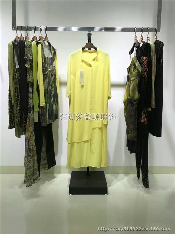 格子廊女装限时低价批发 一等货源低折扣走份品牌女装