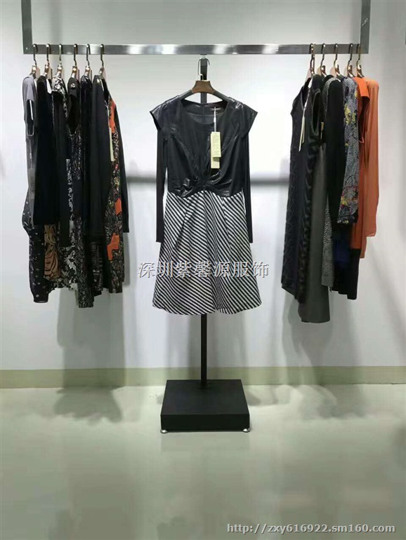 格子廊女装限时低价批发 一等货源低折扣走份品牌女装