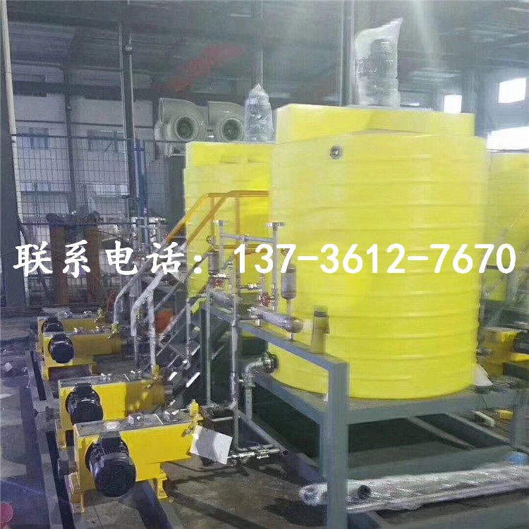 黄冈2吨塑胶加药箱全自动加药装置