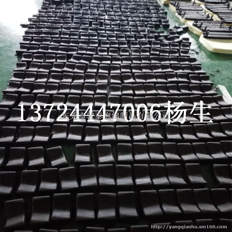 聚氨酯排椅PU自结皮连排椅机场等候椅高铁站连排椅候
