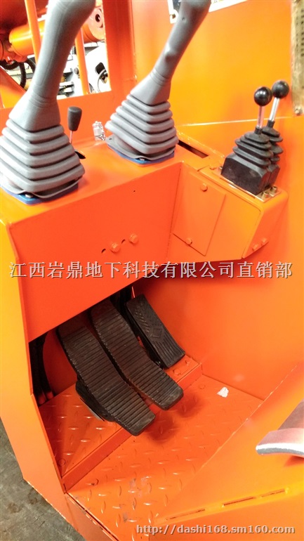 扒渣机操作先导阀