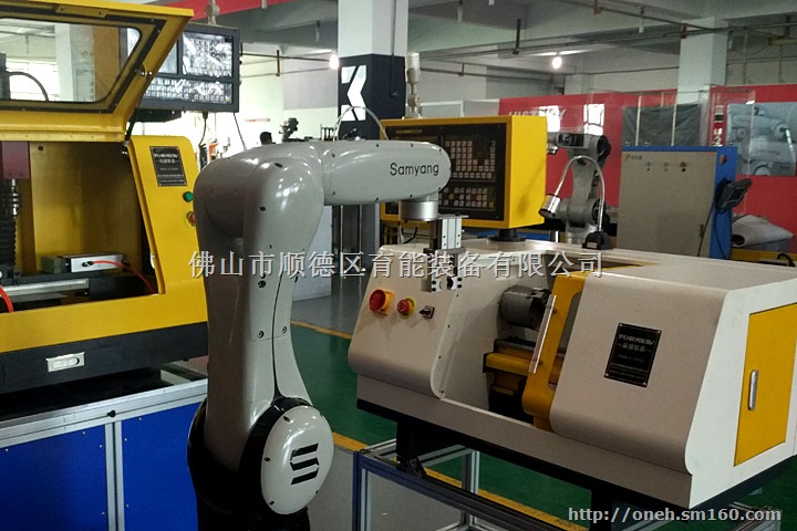 小型自动上下料数控车床