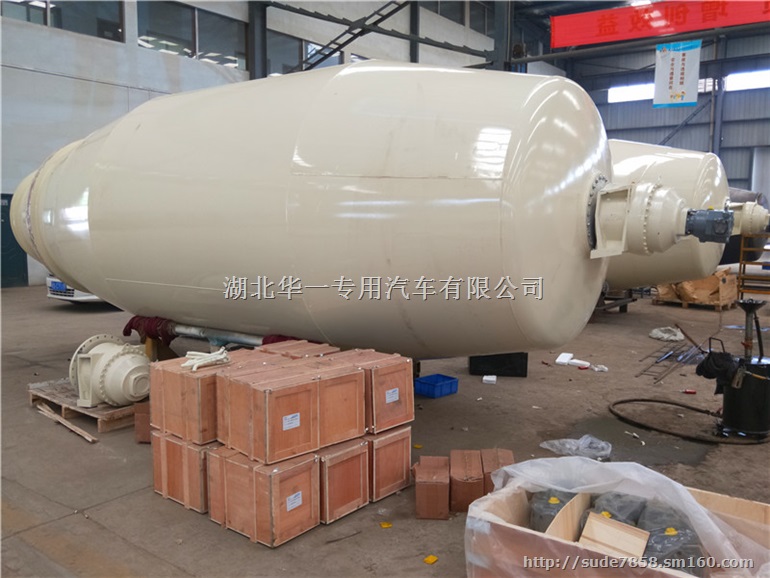 红岩杰狮12方混凝土搅拌车厂家价格