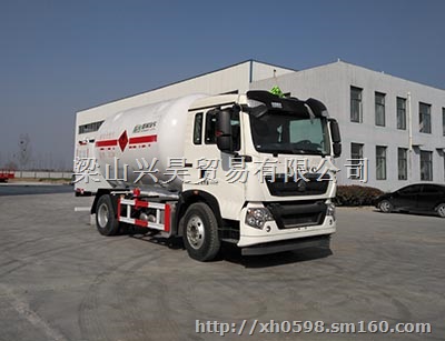 出售LNG移动加液车 13.2立方天然气加液车价格