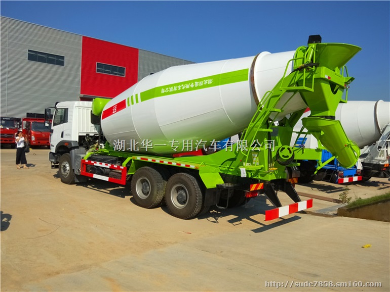解放天V14方搅拌车国产品牌老大哥