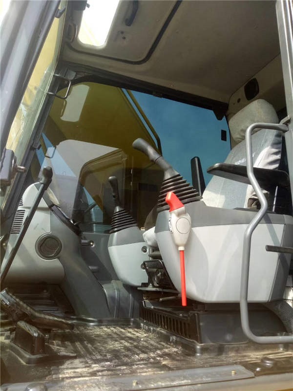 二手小松PC240LC-8MO挖掘机价格/参数/图