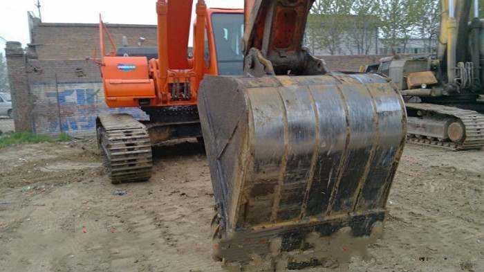 二手斗山225-9挖掘机价格/参数/图片