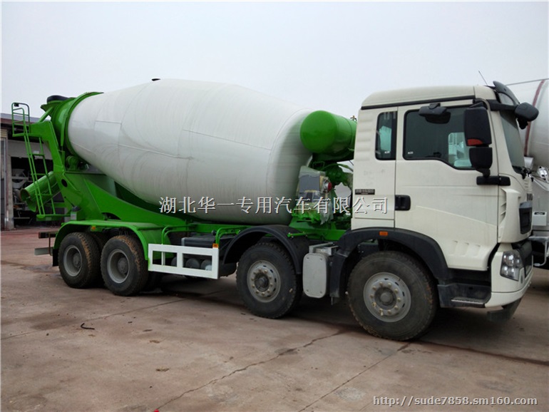 重汽豪沃12方轻量化搅拌车配置 价格