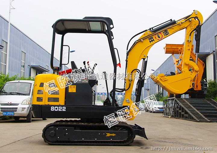 操作简便恒旺微型驾驶式液压挖掘机