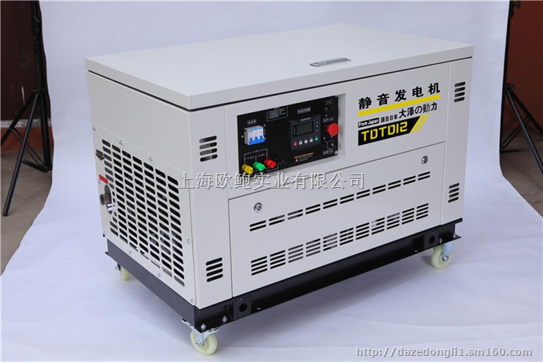 自动调压使用15KW静音汽油发电机