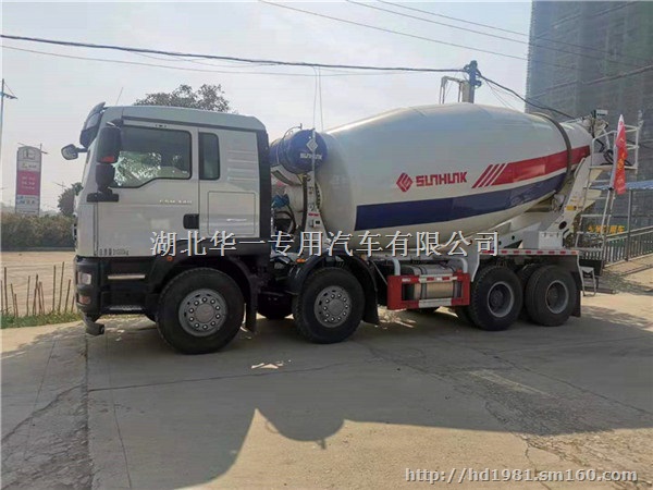 重汽汕德卡轻量化搅拌车隆重上市