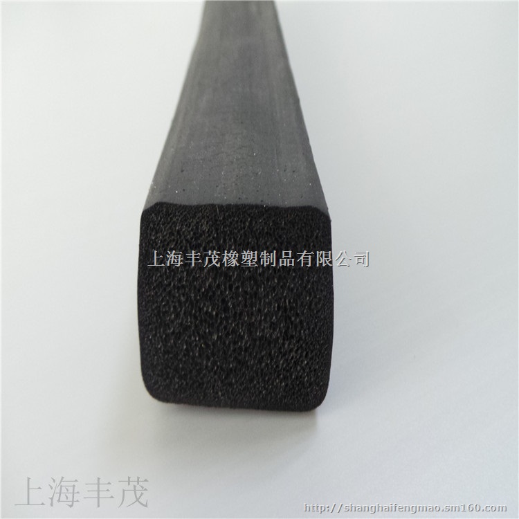 epdm发泡密封条 防控门封条