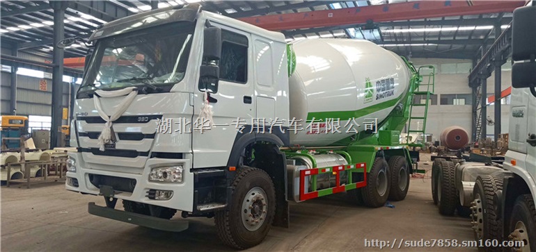 那区重汽豪沃15方搅拌车选哪里生产的