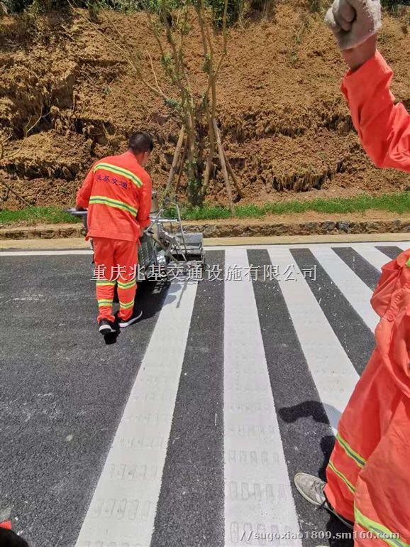巫溪小区停车库划线，巫溪马路划线公司