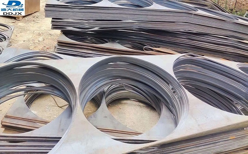 聊城蒋官屯低合法兰毛坯 压面机法兰山东法兰盘毛坯批