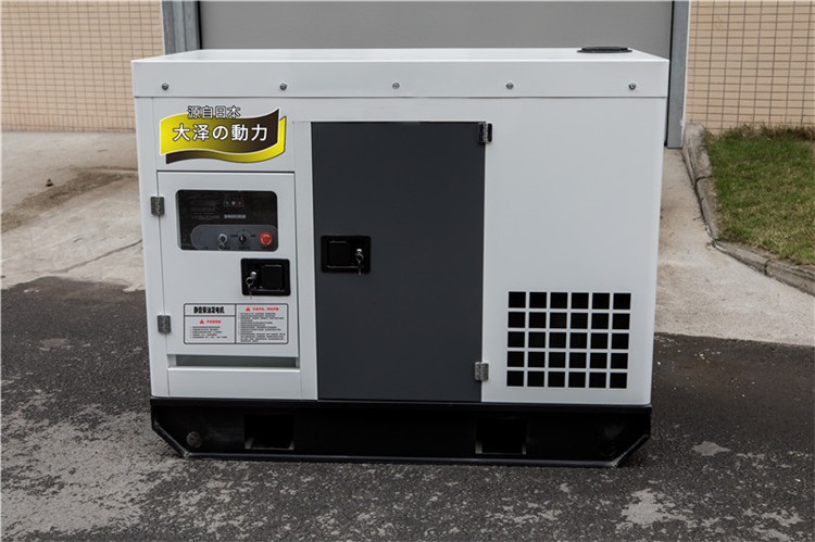 25千瓦静音柴油发电机油耗
