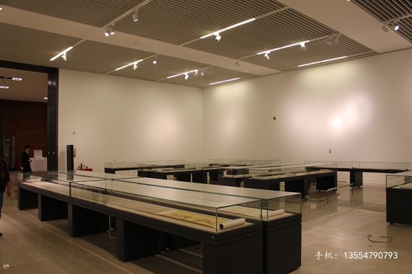 恒温恒湿版画博物馆展柜制作工厂-智能恒温恒湿展柜厂