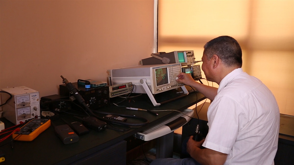 成都对讲机维修点,对讲机君晖维修站