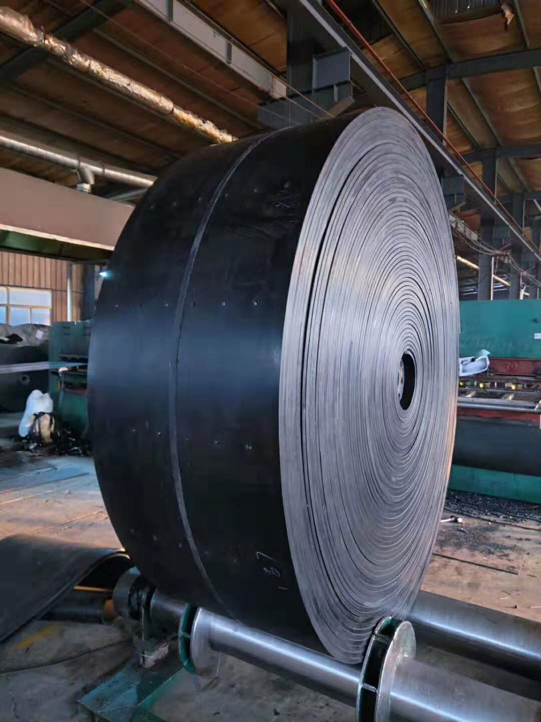 ST1600钢丝绳提升皮带使用周期长