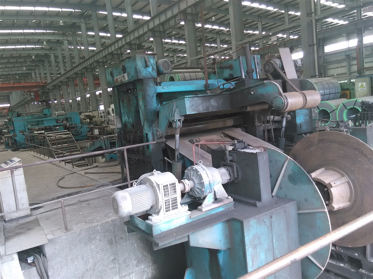 二手纵剪机回收，分条机，开平机回收，矫直机回收