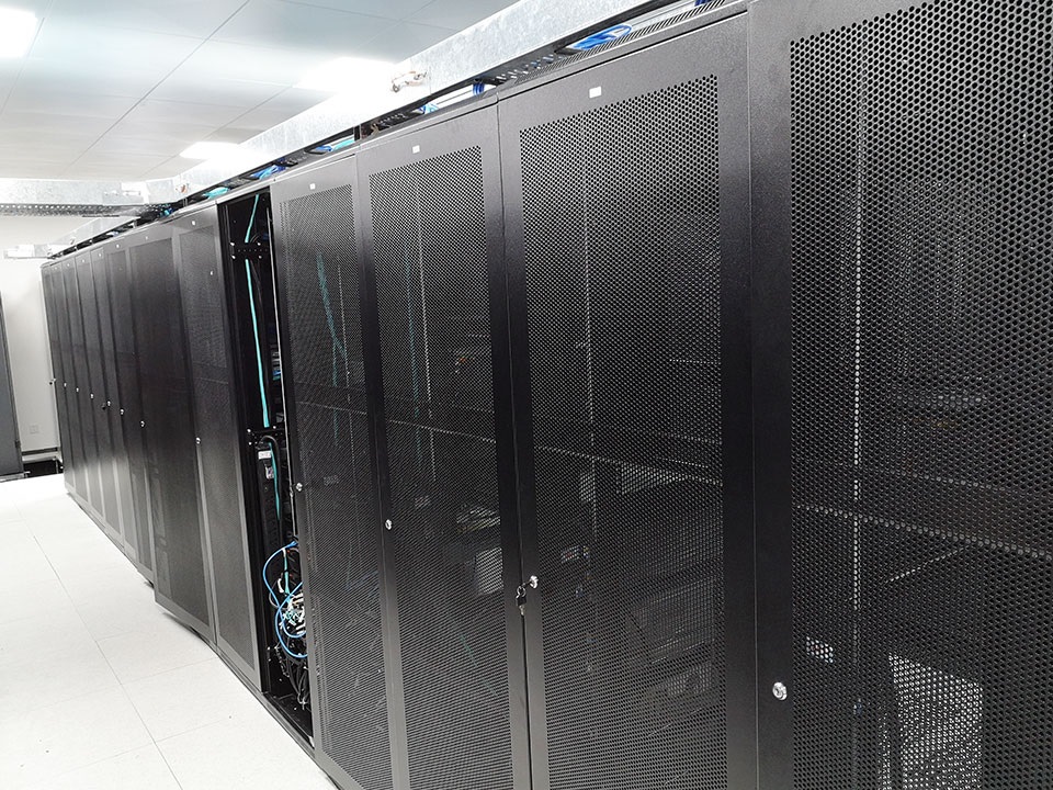 东莞松山湖机房建设公司