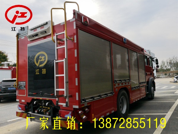 消防车 抢险救援消防车