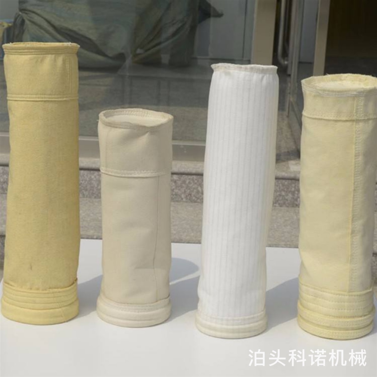 130*10000涤纶针刺毡除尘布袋厂家报价耐用