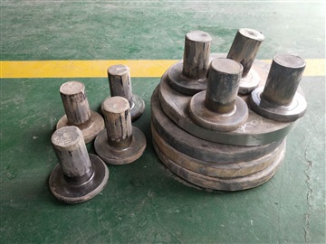 钛锻棒；钛锻环；钛锻件；钛锻块；钛锻饼