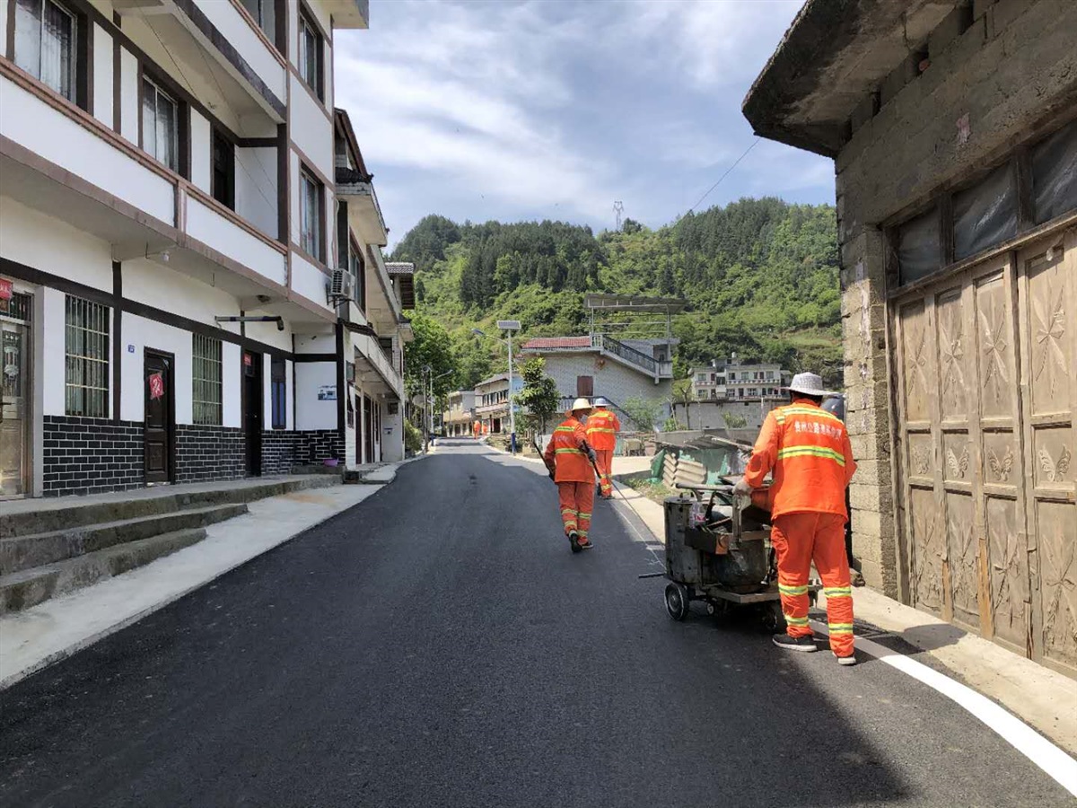 重庆江津马路划线 地下停车场画车位线施工公司