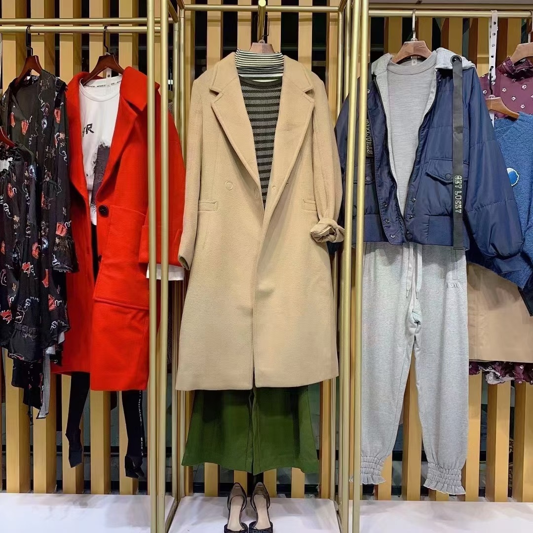 一线品牌女装太平鸟秋冬装*撤柜年终最后一批上新品