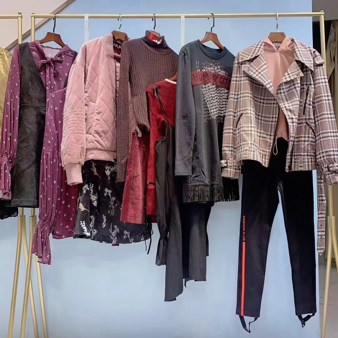 一线品牌女装太平鸟秋冬装*撤柜年终最后一批上新品