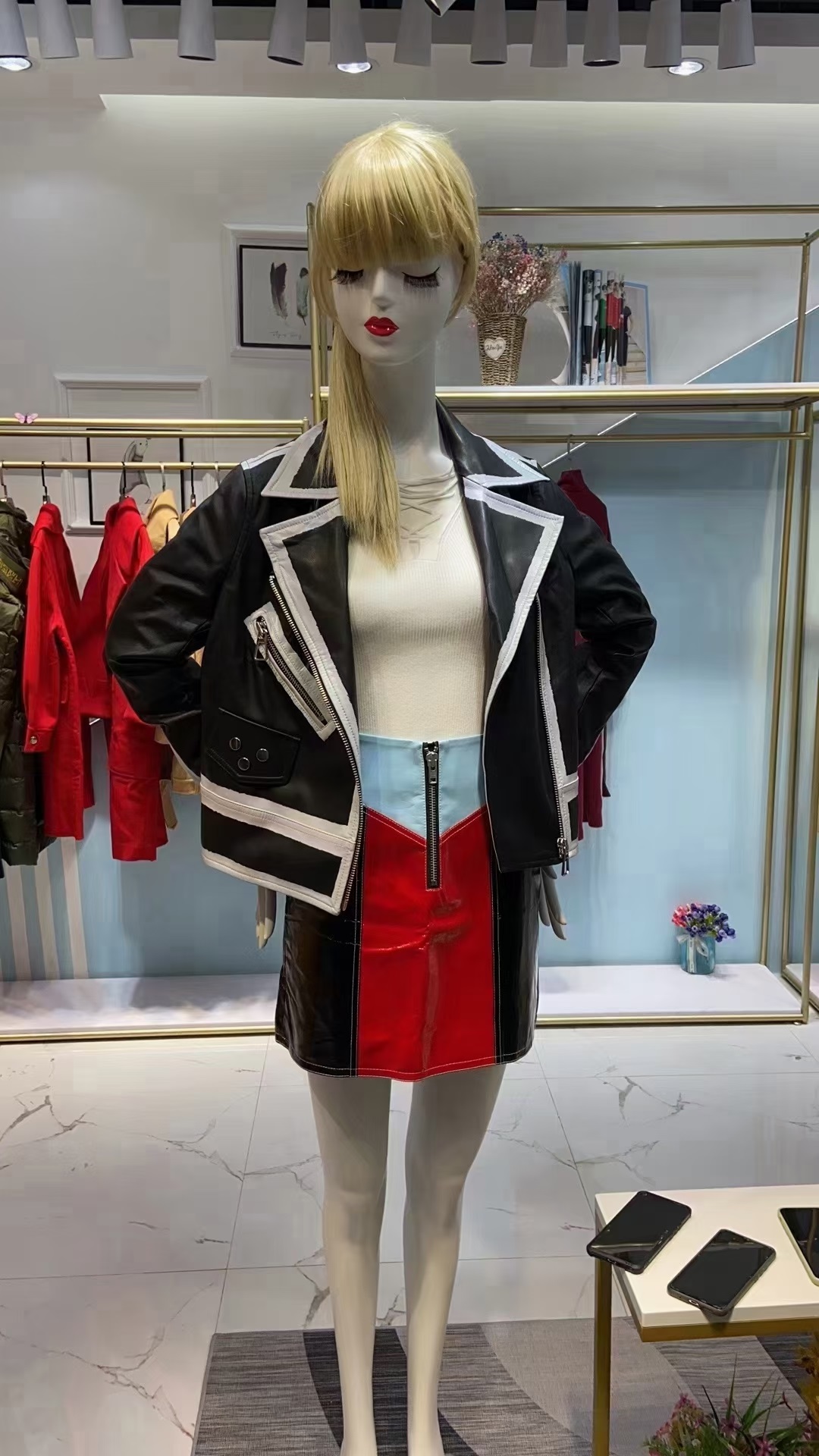 大品牌女装秋熠*一批撤柜秋冬装直播必备