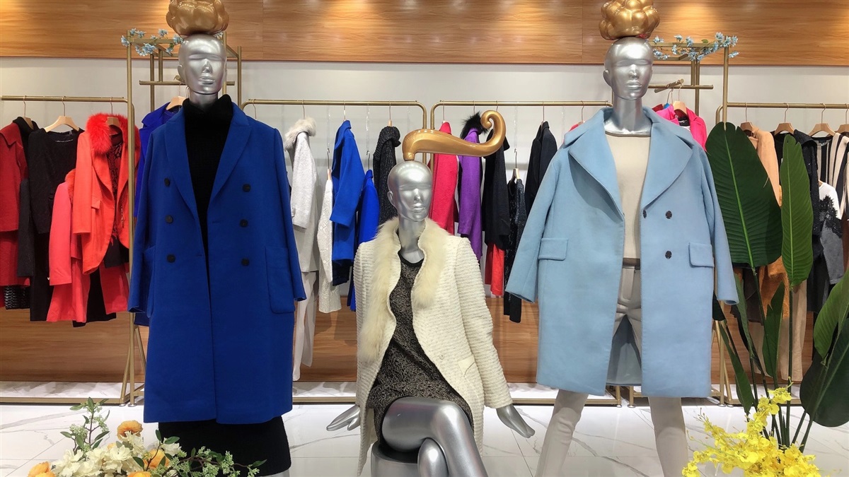 品牌女装曼诺比菲装高端神货秋冬新款时尚奢华风直播