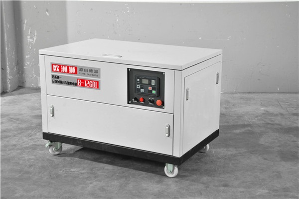 三相12KW静音汽油发电机野外施工