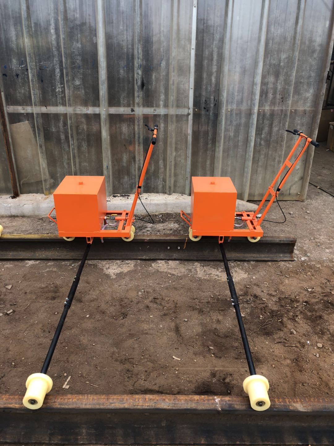 手动钢轨螺栓涂油机