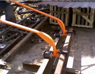 铁路专用运轨器YG型运送钢轨搬运车YZ绝缘轮运轨器