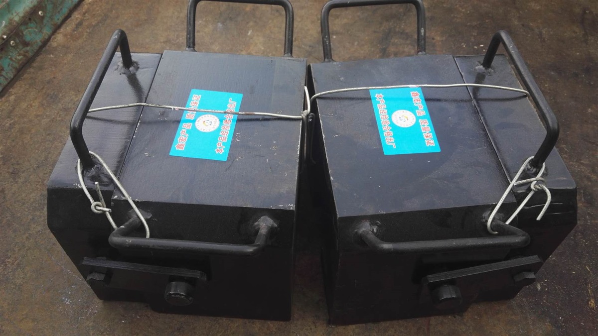 P60撞轨器 ，P75撞轨器，钢轨撞轨器，窜轨器，