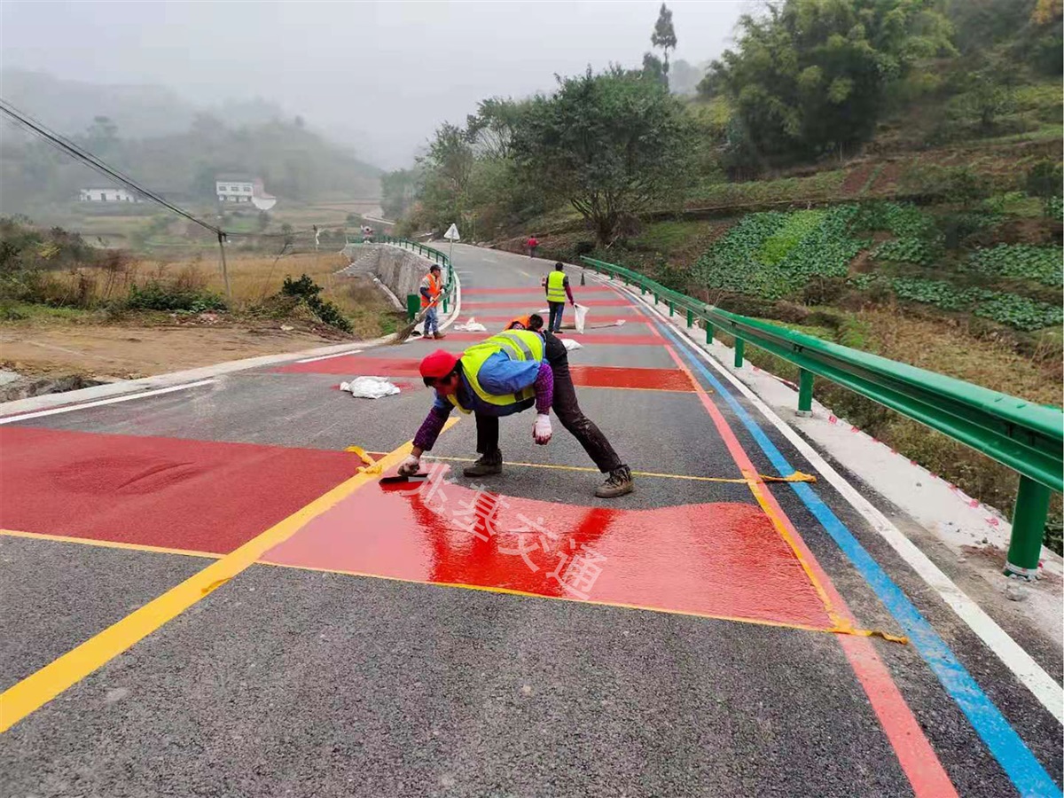 重庆陶瓷颗粒防滑路面 重庆彩色颗粒施工公司