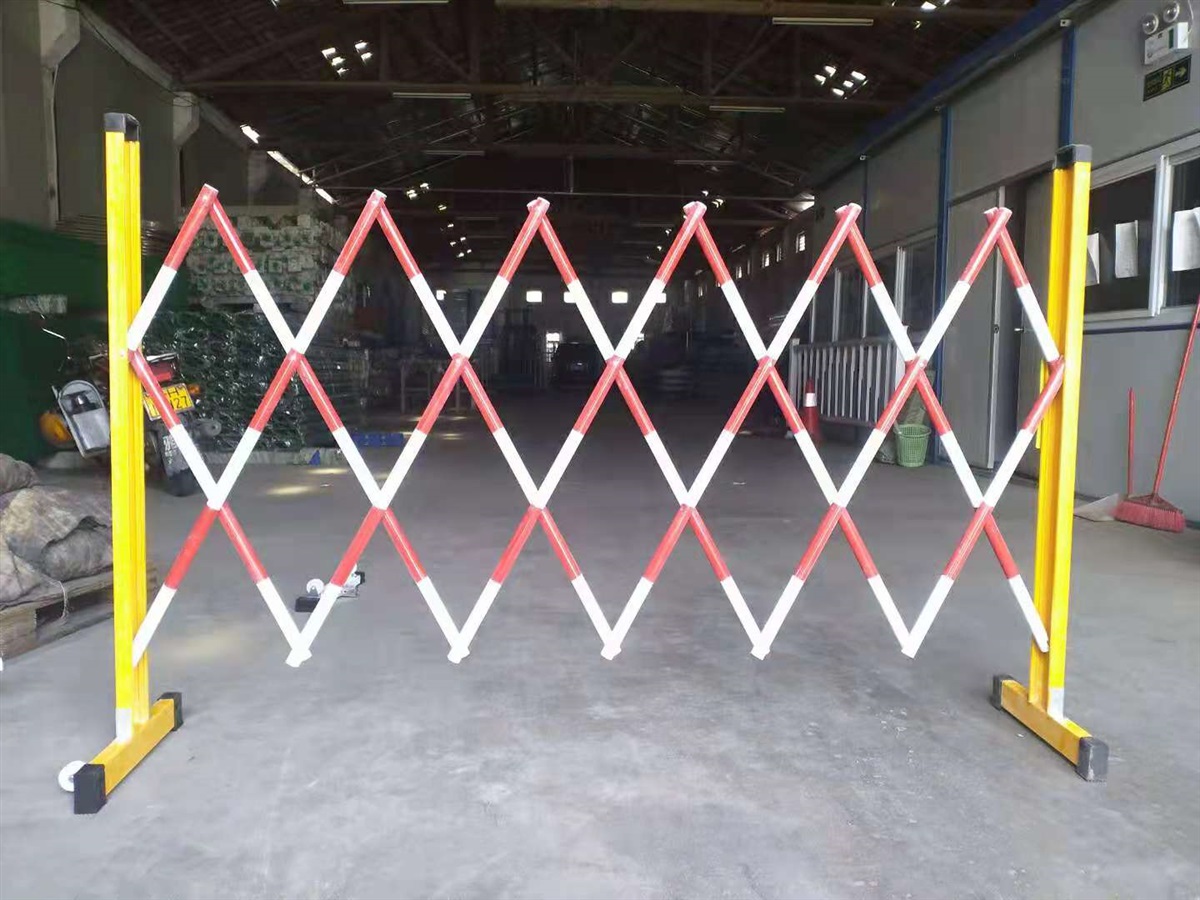 广州可移动护栏，收缩护栏，车间分道隔离栅
