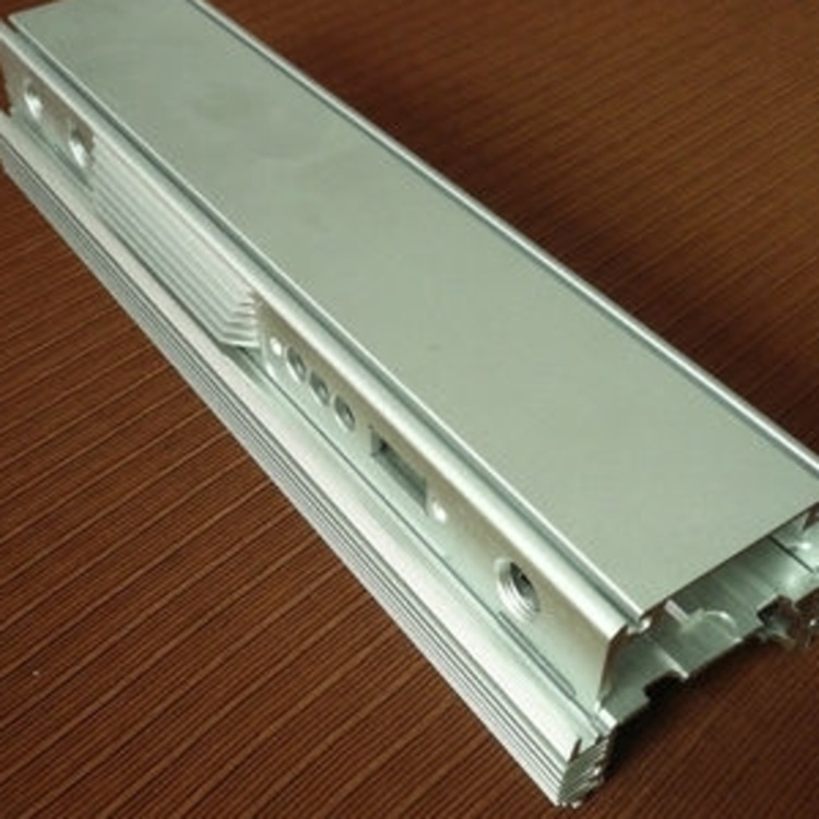 挤压新模米道,打包机,新气缸铝型材