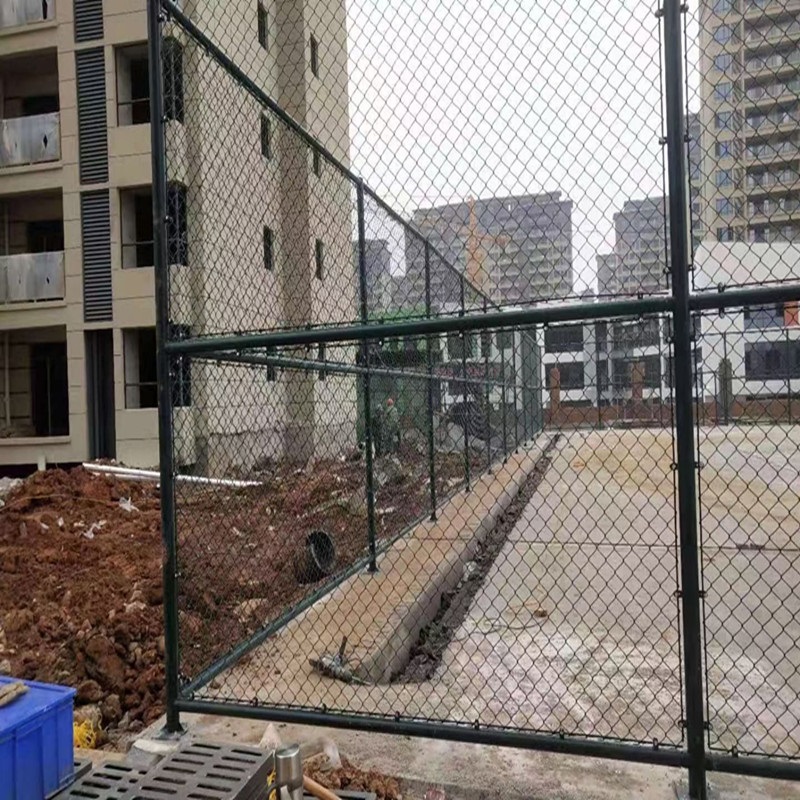 南昌市墨绿色弹力菱形编织勾花网护栏 新建区篮球场围