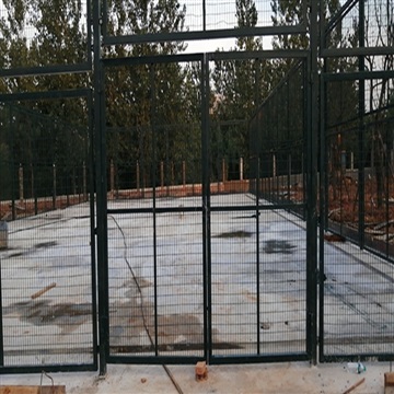 南昌市墨绿色弹力菱形编织勾花网护栏 新建区篮球场围