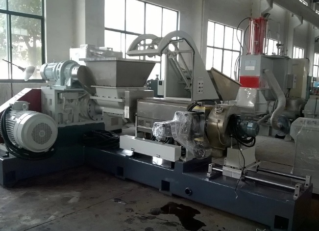 锥双强制喂料机规格_锥双喂料设备型号_强制锥双喂料