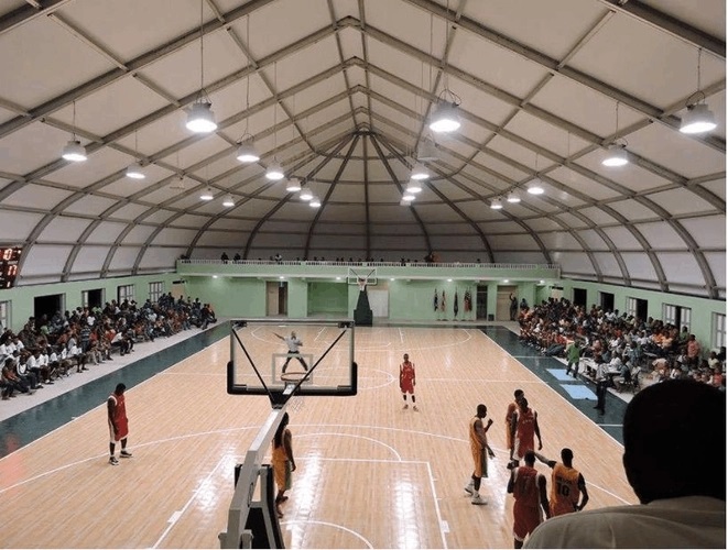 体育帐篷出口供应商 提供来样加工玻璃帐篷