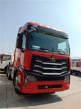 豪沃MAX危化品牵引车510马力报价