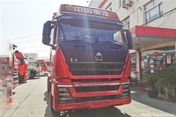 豪沃TH7国六曼机460马力牵引车价格