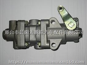 太脱拉刹车总泵