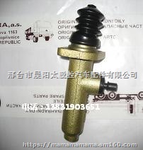 太脱拉操纵油缸总成443 611 012 000